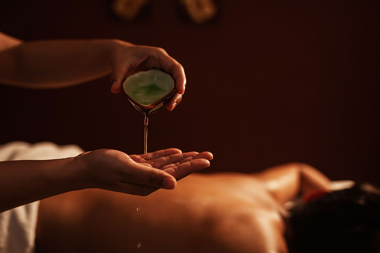 Organic Oil Massage